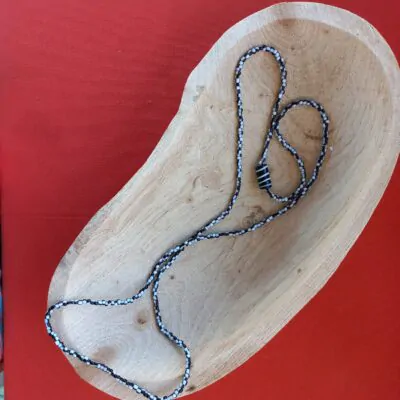 Guia de Omolu Guia de Obaluaê Guia Branca e Preta