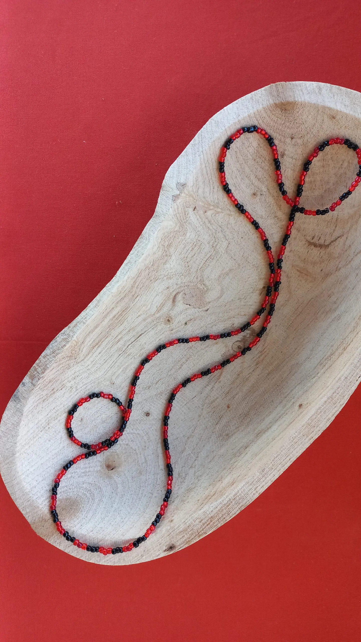 Guia Preta e Vermelha Guia de Exu